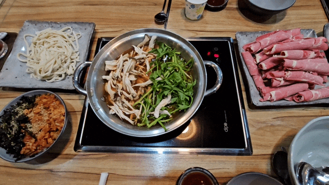  양산 덕계맛집 우리랑 얼큰칼국수 솔직 후기 -등촌칼국수와 비교/내돈내산/샤브샤브/칼국수