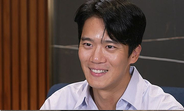 나혼자 산다 하석진 갈렁탕 안양 라멘집 요가 테슬라 모델X 유튜버 나혼자 산다 하석진 갈렁탕 안양 라멘집 요가 테슬라 모델X 유튜버