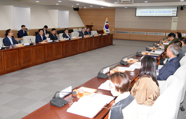  대유위니아 발 고용위기 처한 노동자 지킨다..핵심산단 밀접한 광산구 고용위기지역 지정 안건 신속히 의결