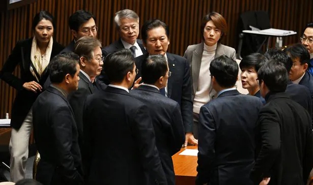 수사검사등 <b>탄핵</b>발의... 수사검사 <b>이정섭</b> 수원지검2차장... 