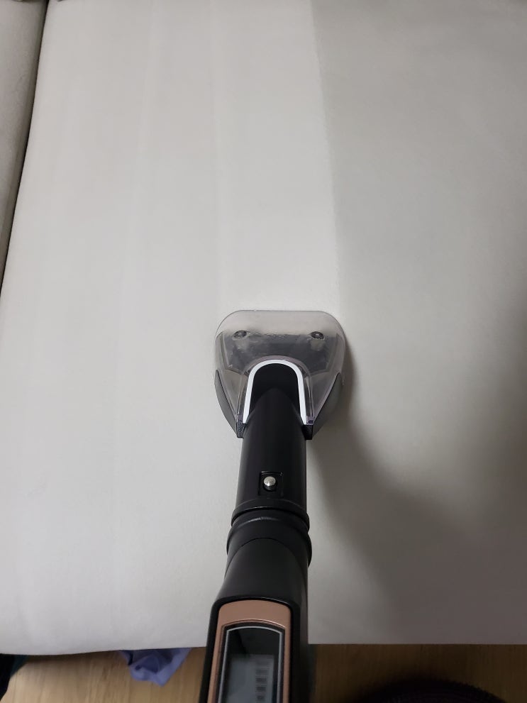 천안소파청소 신방동 삼부르네상스 4인 소파 얼룩제거 다녀왔어요.