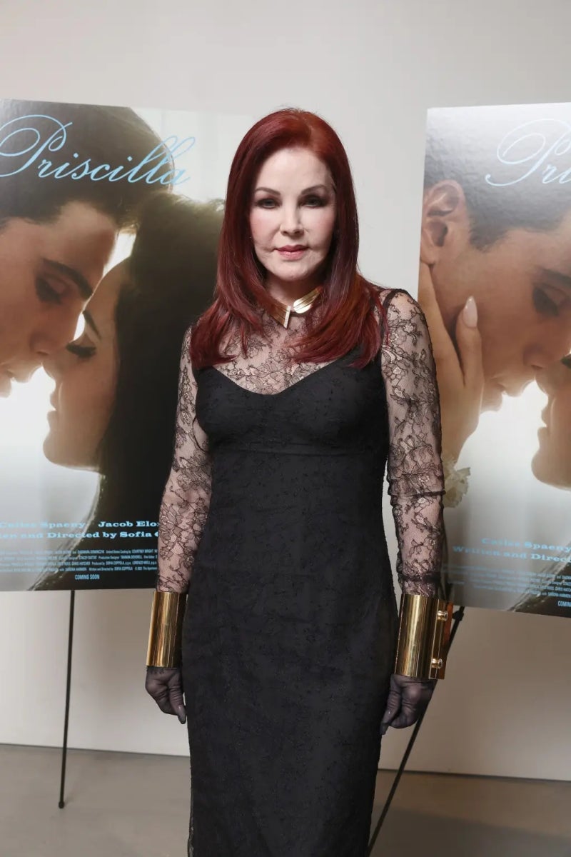 로버트 카다시안은 사실 엘비스 프레슬리 전처 프리실라와 결혼하고 싶어했다고 : 네이버 블로그, image size:800x1200