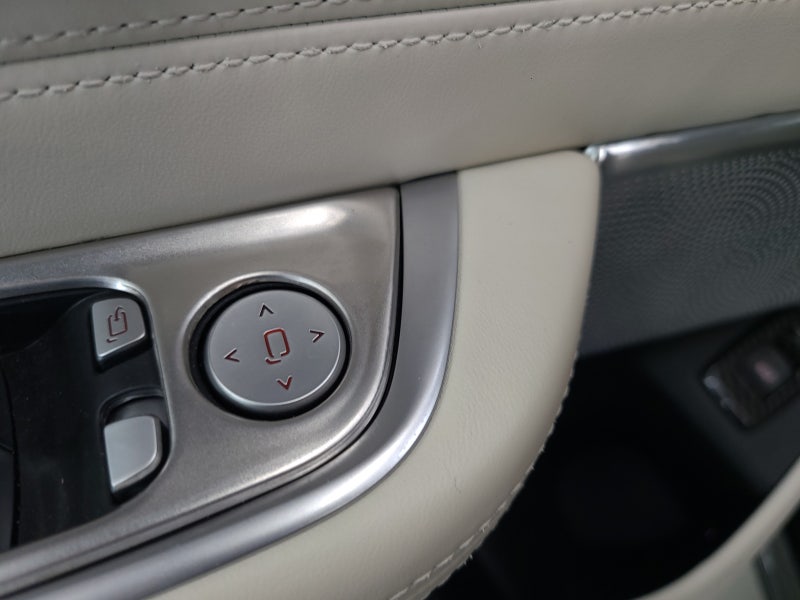 인천 남동구 / 실내커스텀/염색 / BMW / 베이지