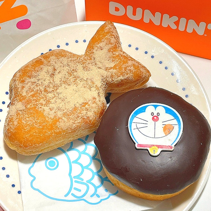던킨도너츠 메뉴 가격 던킨 도라에몽 붕어팥 도넛 추천