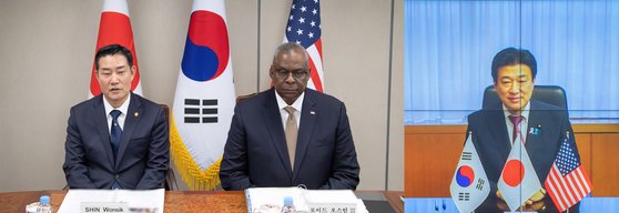 한미일 <b>국방장관</b>, 내년 1월부터 체계적 3자훈련 실시 합의