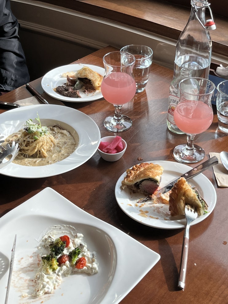  기념일 데이트할 때 딱인 분위기좋은 홍대 연남동 양식레스토랑이자 연남동 파스타 맛집 연남동와이탑