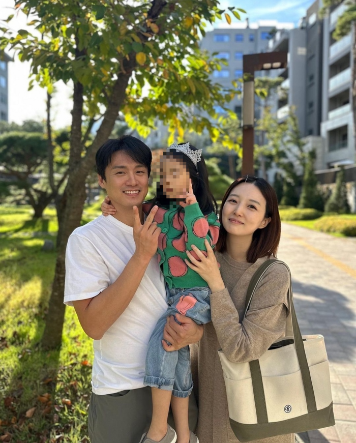 '오상진' 김소영 둘째 유산 고백, 진태현 "힘내세요! 건강, 무조건 건강!" 위로 전해 '오상진' 김소영 둘째 유산 고백, 진태현 "힘내세요! 건강, 무조건 건강!" 위로 전해