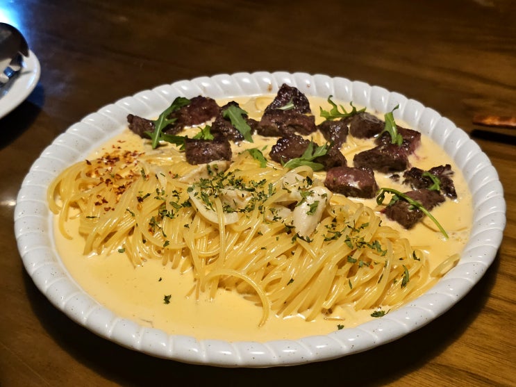  아늑한 분위기에 파스타가 인상적이었던 제주시청 맛집 피스오브치즈
