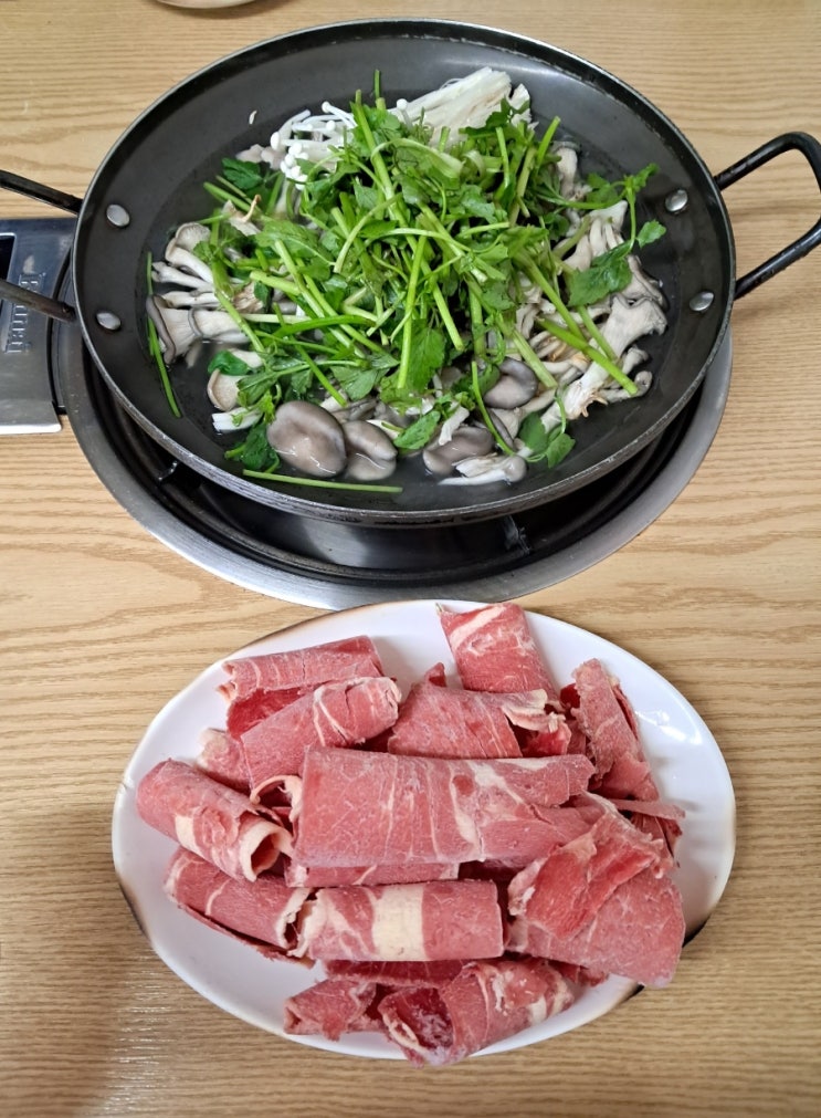 신촌맛집: 김광석 신촌 칼국수 본점 버섯얼큰칼국수 맛집 신촌맛집: 김광석 신촌 칼국수 본점 버섯얼큰칼국수 맛집