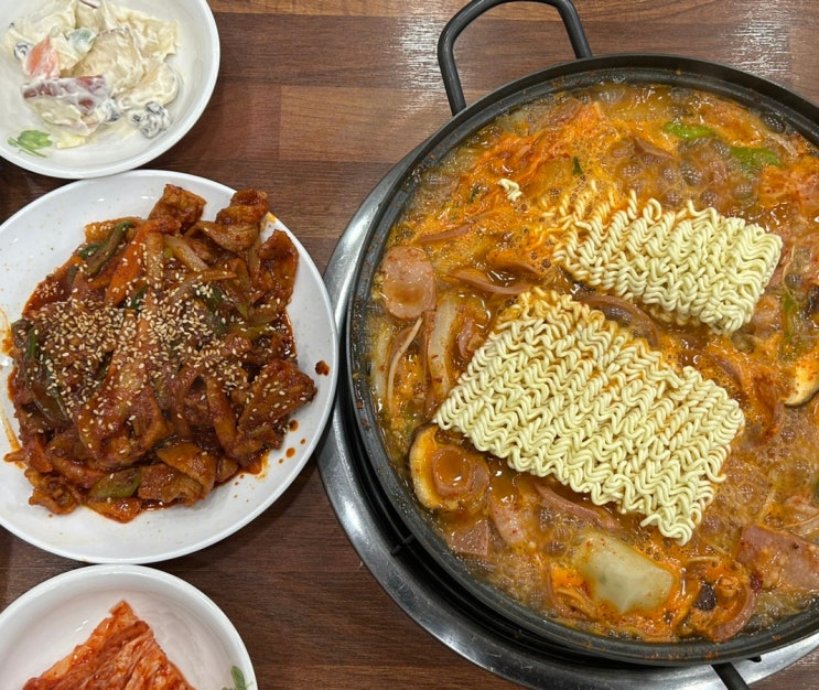  연신내 로컬 맛집 추천 불맛 제육이 맛있는 맛자랑식당