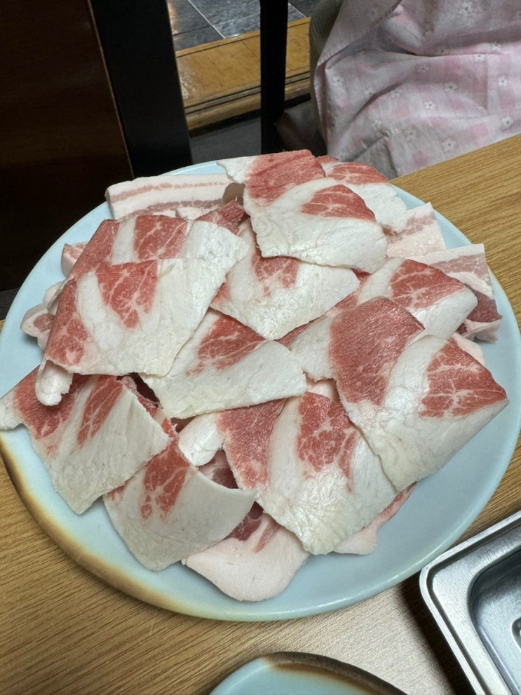  [한야지포크] 여의도 25년 역사의 돼지고기 맛집 한야지포크 여의도 항정살 맛집 청첩장모임 쑤가 쐈다!