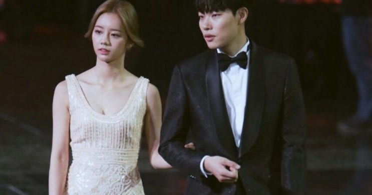 <b>응팔</b> 커플 <b>류준열</b> 혜리 결별 이유 소속사 인스타 반응
