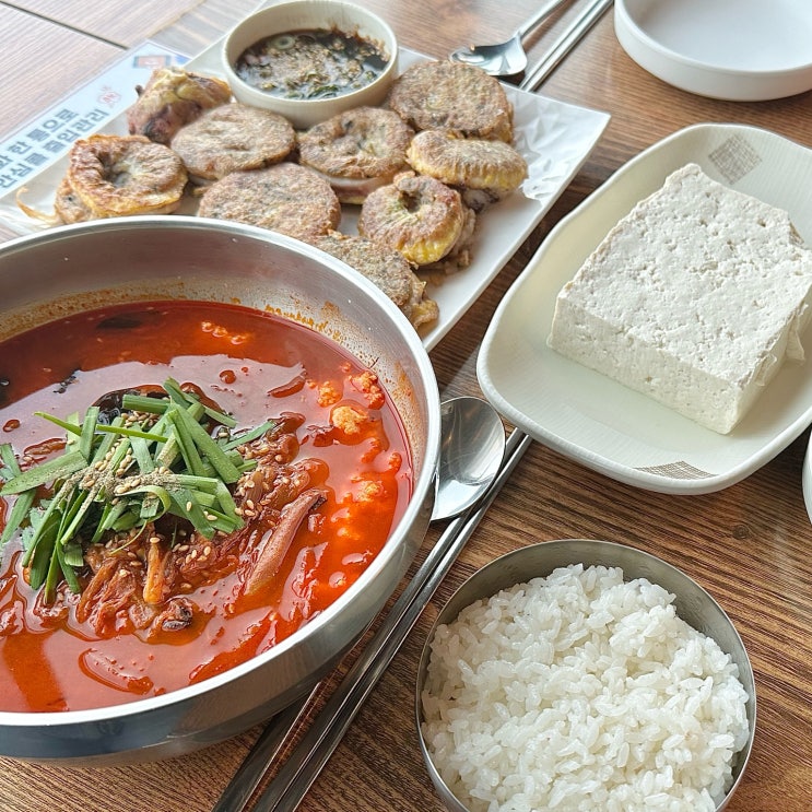  강릉 짬뽕순두부 맛집 / 아침식사와 반려동물 동반 가능한 | 초당애