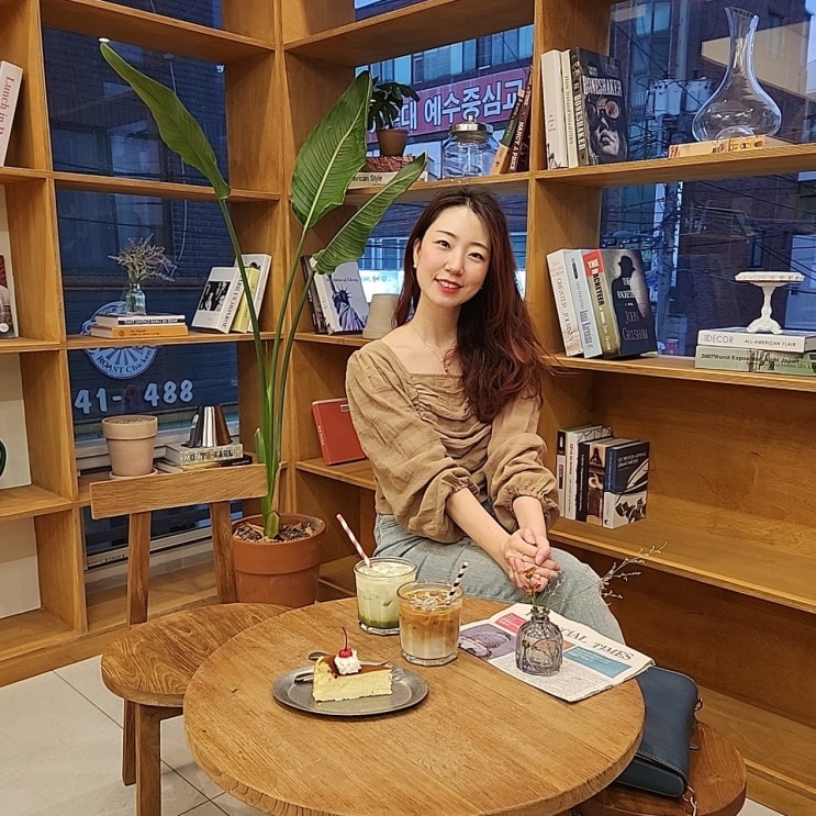  해리단길 카페 니카이미세 신상카페 트리 귀여워