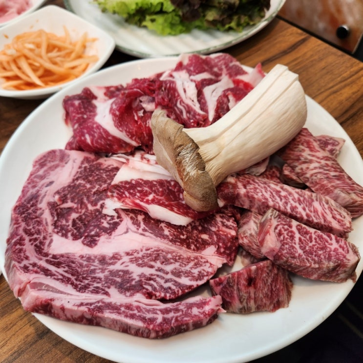  연말 회식장소 추천 고기집은 평내동 맛집 봉정가든.