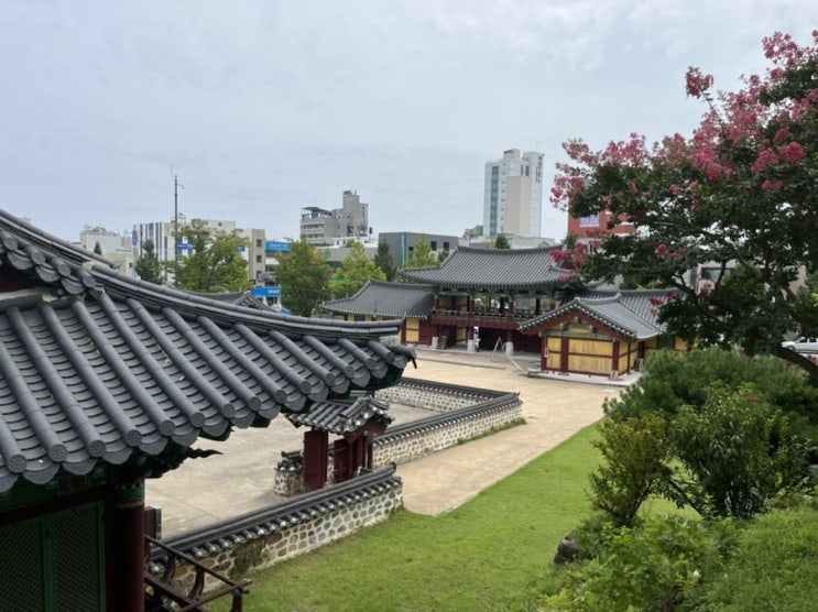  강릉여행 가볼만한 곳 강릉대도호부관아 방문기! 칠사당, 임영관 삼문 등 구경거리 이모저모