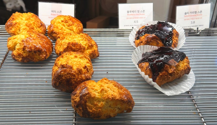  [잠실 카페] 노아로스팅 롯데월드타워에 위치한 넓은 커피 맛집