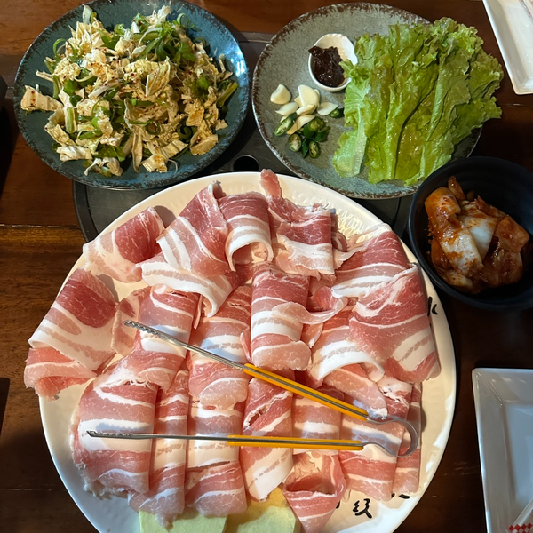  필리핀 보홀 삼겹살 무제한 유스빵아 Yoo's Panga