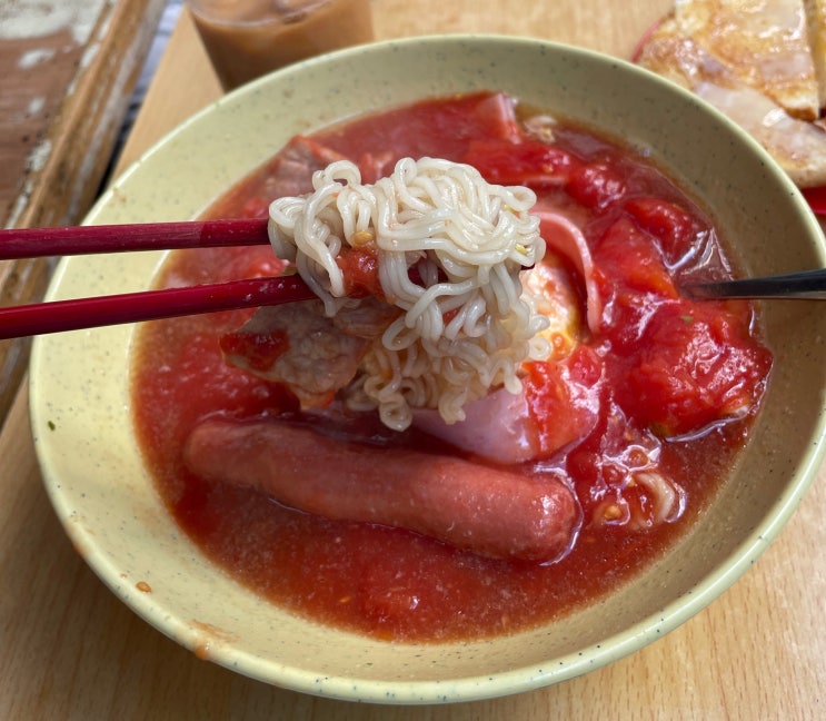 깔끔한 맛이 좋았던 토마토 라면 / 홍콩 싱흥유엔 ( 勝香園 )
