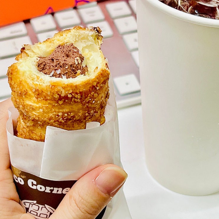  [홍대 맛집] 합정 디저트 코르네파이가 맛있는 '치키차카초코본점' 리뉴얼 후기