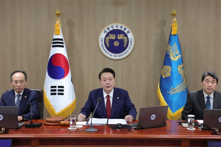 오늘 '美<b>APEC</b> 정상회의' 참석차 출국...<b>다자무역체제</b>·북러... 