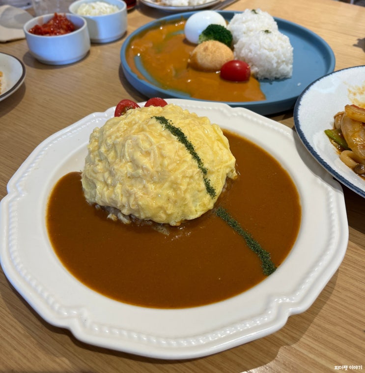 가족과 함께 즐기기 좋은 경주 황리단길 맛집 료코와 간식 십원빵