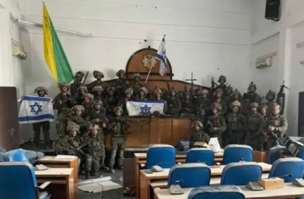 <b>이스라엘</b> 국방장관 "<b>가자시티</b> 지상·지하 <b>장악</b>" 선언