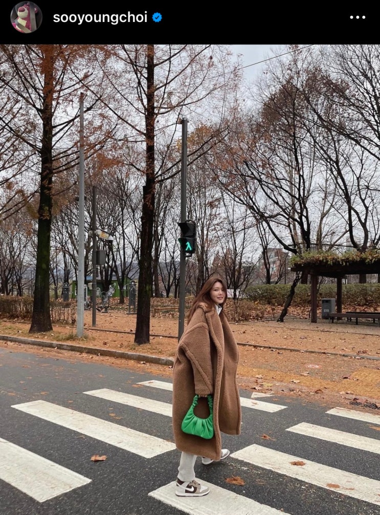  은근 옷잘알 수영 여자 코트 및 뽀글이 코디 Feat 막스마라