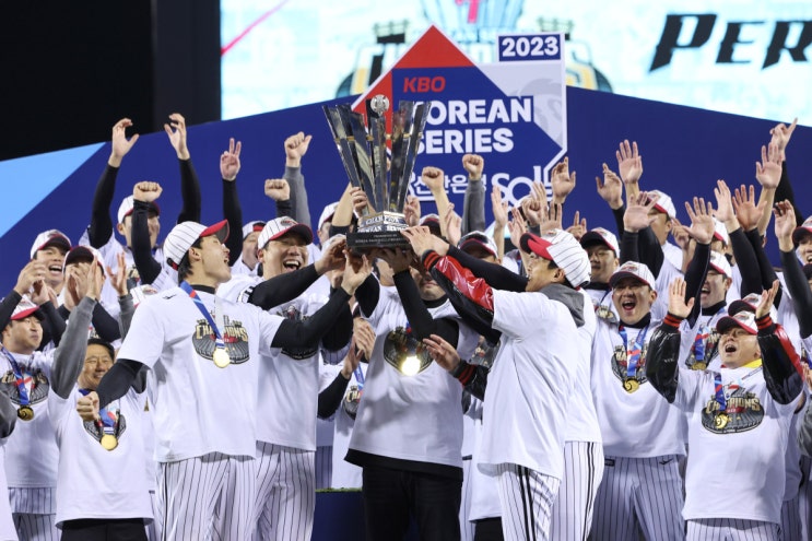 29년만에 이룬 오랜 염원, <b>LG트윈스</b>의 <b>통합우승</b>