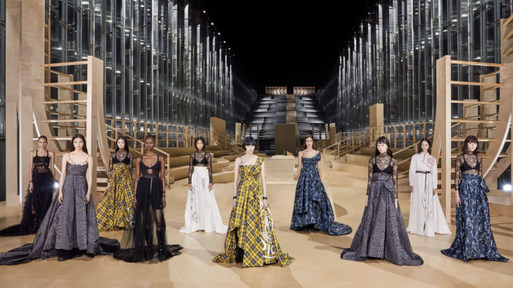 Dior 디올 2022 가을 여성 패션쇼 프로덕션 서비스 진행