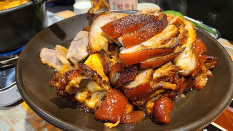 제주인제맛집 족발신선생 제주일도점 화덕에 구운 족발 제주인제맛집 족발신선생 제주일도점 화덕에 구운 족발