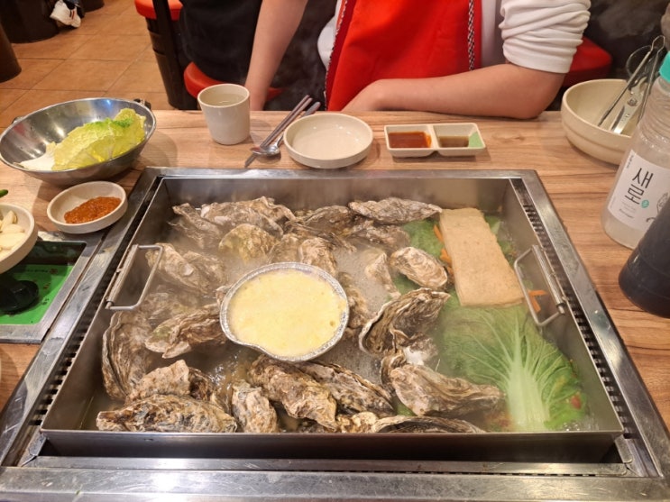 추운겨울 굴찜맛집을 찾는다면 굴사냥 모란점 무한리필 굴+굴찜 후기