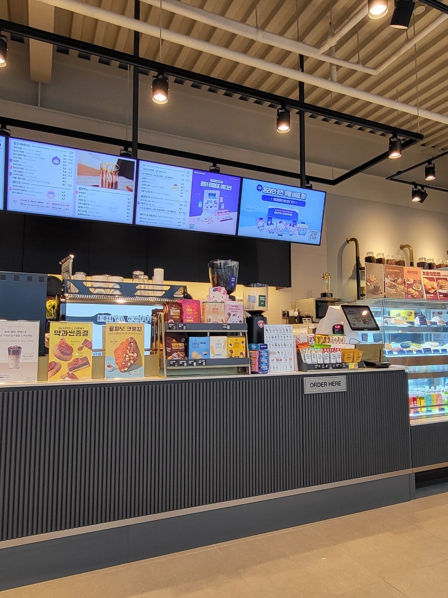 이디야커피 포천하송우삼거리점 사진 3
