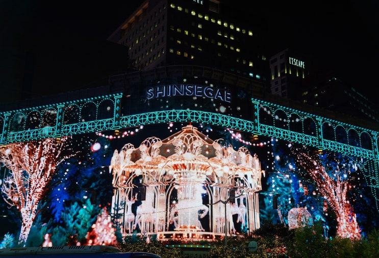  2023 신세계백화점 본점 크리스마스 명동신세계백화점 미디어파사드 정보 명당 꿀팁