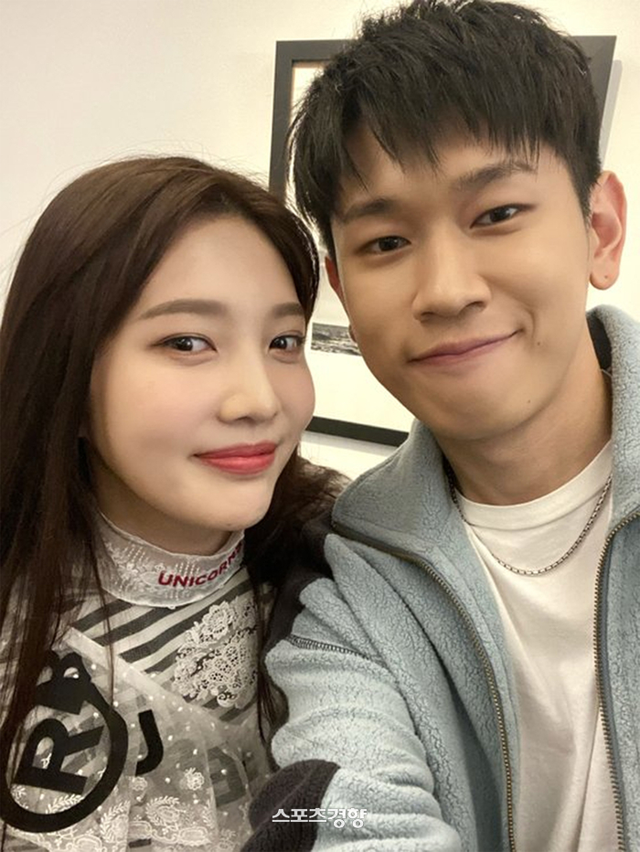 크러쉬, 레드벨벳 조이에 빠져 '미워' 완성했나...달달한 가사에 '주목' 크러쉬, 레드벨벳 조이에 빠져 '미워' 완성했나...달달한 가사에 '주목'