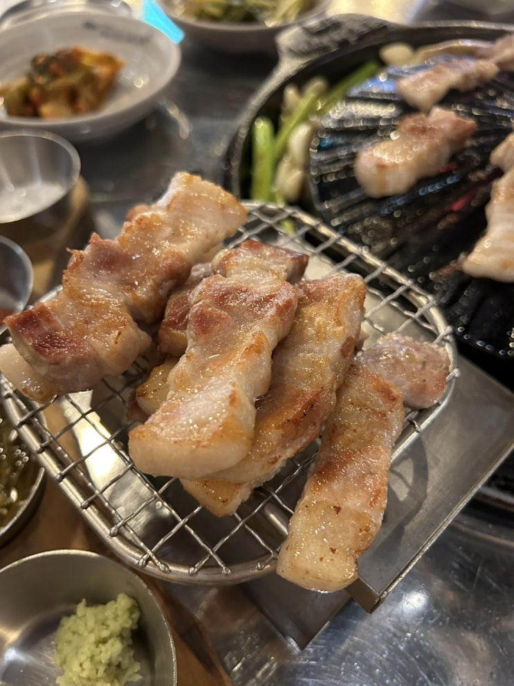  [울산맛집] 장인의 손길로 구워주는 달동고기집 돼지생갈비상회 본점