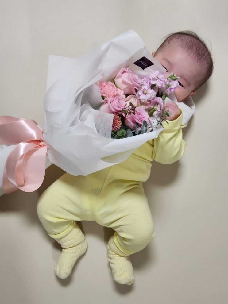 4개월 아기 낯가림 - 극복 방법