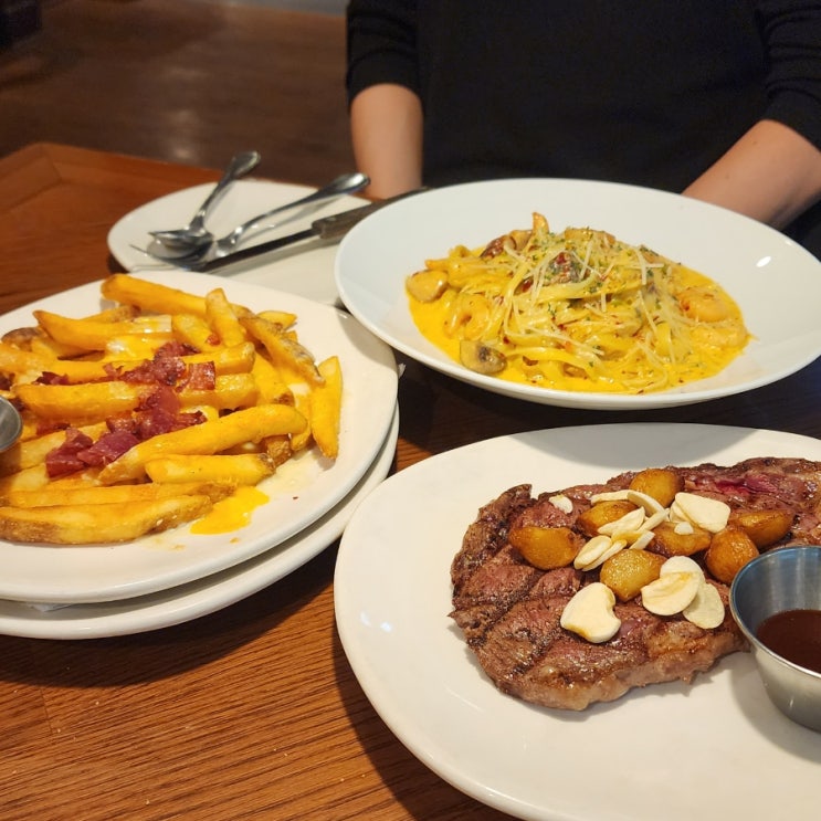 [영통역 맛집] 수원 '아웃백스테이크하우스' 수원영통점 런치 세트 후기