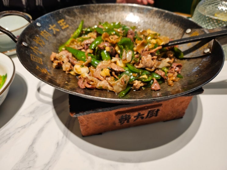 유학생 추천 상하이 맛집고추 고기볶음 왜이리 맛나나요?! 2인메뉴 딱 정해드립니다!