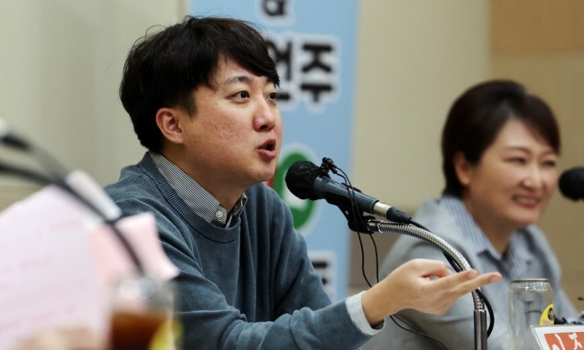 할지도…언젠가 <b>한동훈</b>과 경쟁” / ‘<b>경기도</b>’ 3기 신도시... 