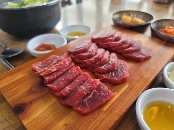  깔끔한 맛이 일품인 진짜 원조인 대전 '원조태평소국밥'