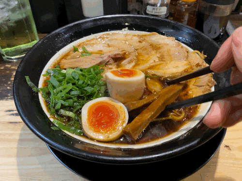 오사카 도톤보리 라멘  &lt; 킨구에몬 &gt; 일본 현지인이 자주 가는 소유 라멘 맛집