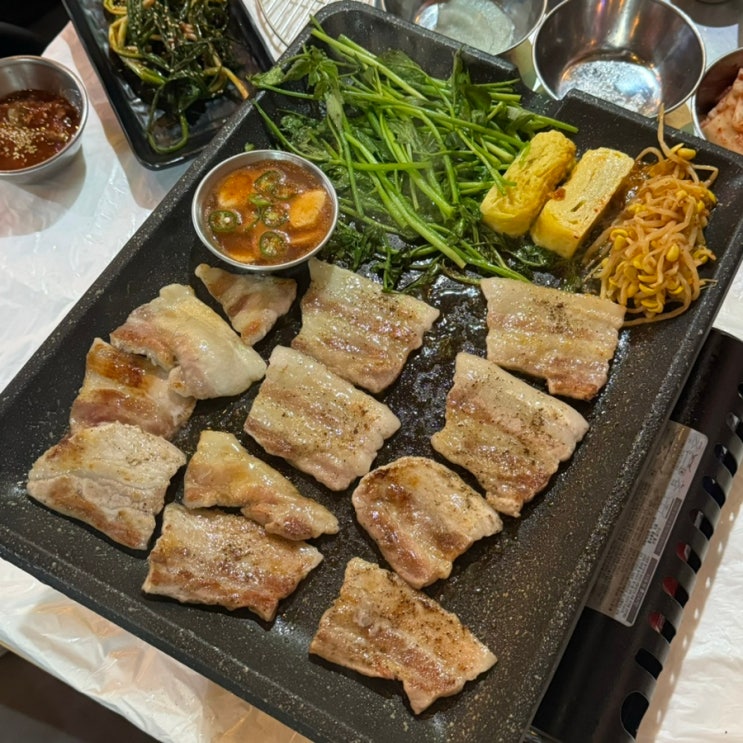  [미쓰냉삼] 퀄리티 매우 좋은 신사동 냉삼 맛집 사이드 메뉴까지 일품인  미쓰냉삼 압구정 냉삼 생삼보다 맛있는곳