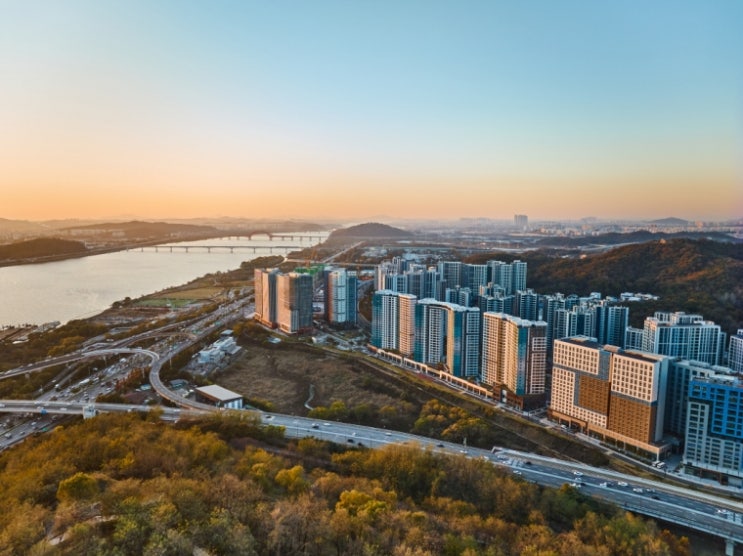  고양 덕은 지구에 들어선 4개동 주상복합 ‘DMC 한강삼정그린코아 더베스트’