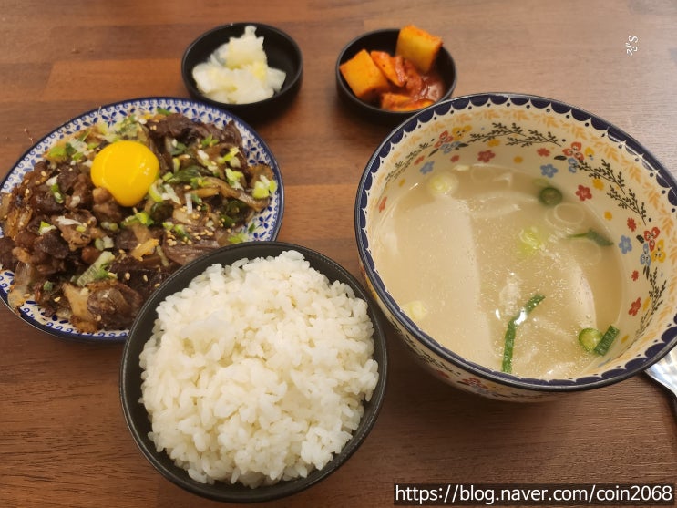  양정동맛집 배롱나무식당 차돌 숙주 시골국 정식 깔끔하고 맛있어요.
