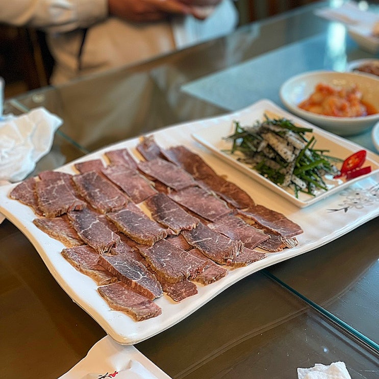  창원 곰탕 맛집 쟁반수육 후기 :곰내