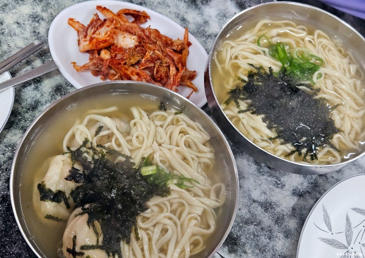  만나손칼국수 :: 칼국수도 좋지만 찐 손만두를 맛 볼 수 있는 곳! (feat.수요미식회)