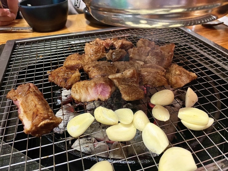 [부산/수영] 돼지갈비가 맛있는 동네 단골 고기집 수영맛집  _ 농장갈비