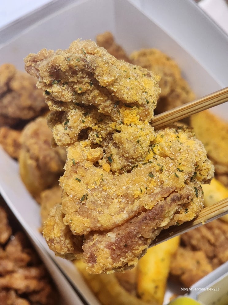  운정닭강정집 다양한 맛 닭강정 그중에서도 뿌링닭강정 최고 강정은쏘스빨 파주운정점