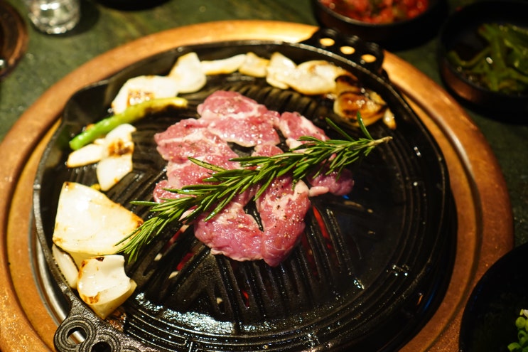  입에서 녹았던 강남역 고기집